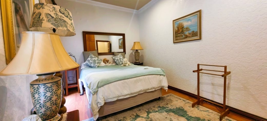 4 Bedroom Property for Sale in Van Der Hoff Park North West